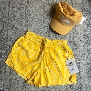 Duvin Design Women's Yellow Zebra Shorts